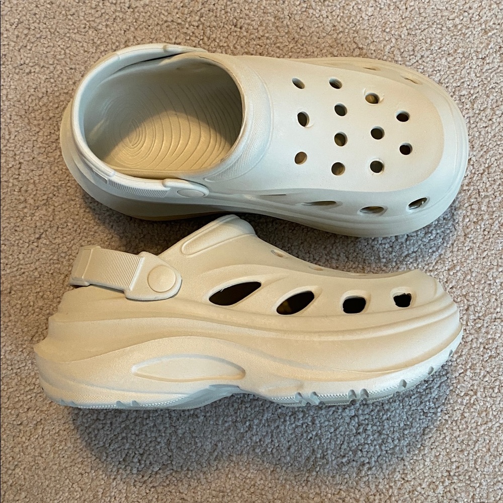 ijoy from TikTok new without tags shoes color is ecru, cream or lite tan size 6.